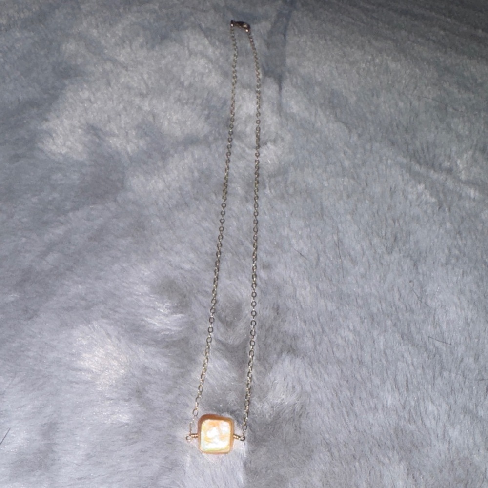 Elegant Necklace with Square Pearl Bead Pendant